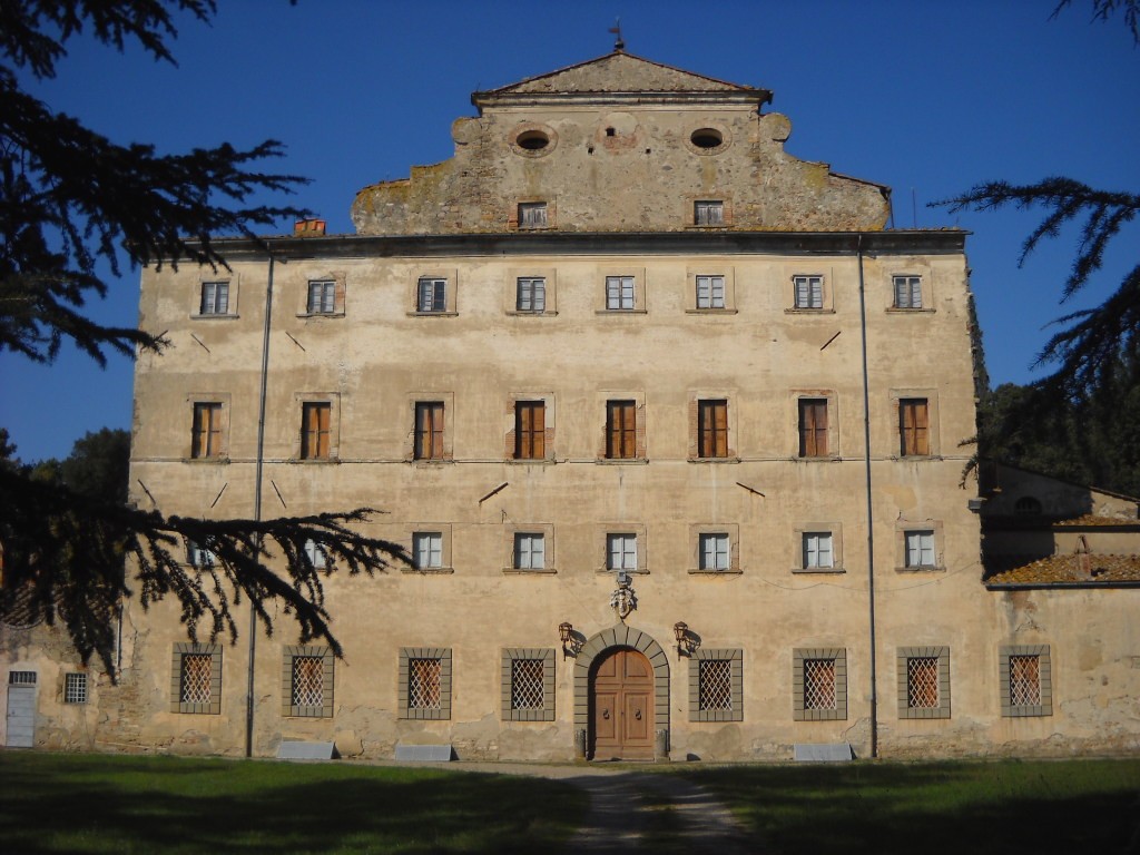 La villa fu teatro di una intensa storia d'amore tra D'Annunzio e la contessa Mancini